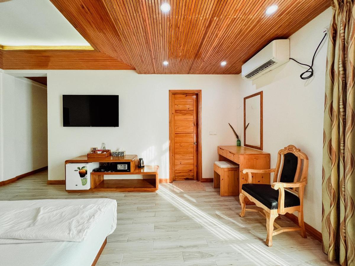 Perla Dhangethi Extérieur photo