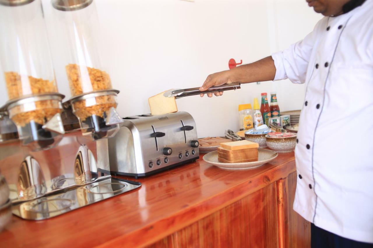 Perla Dhangethi Extérieur photo
