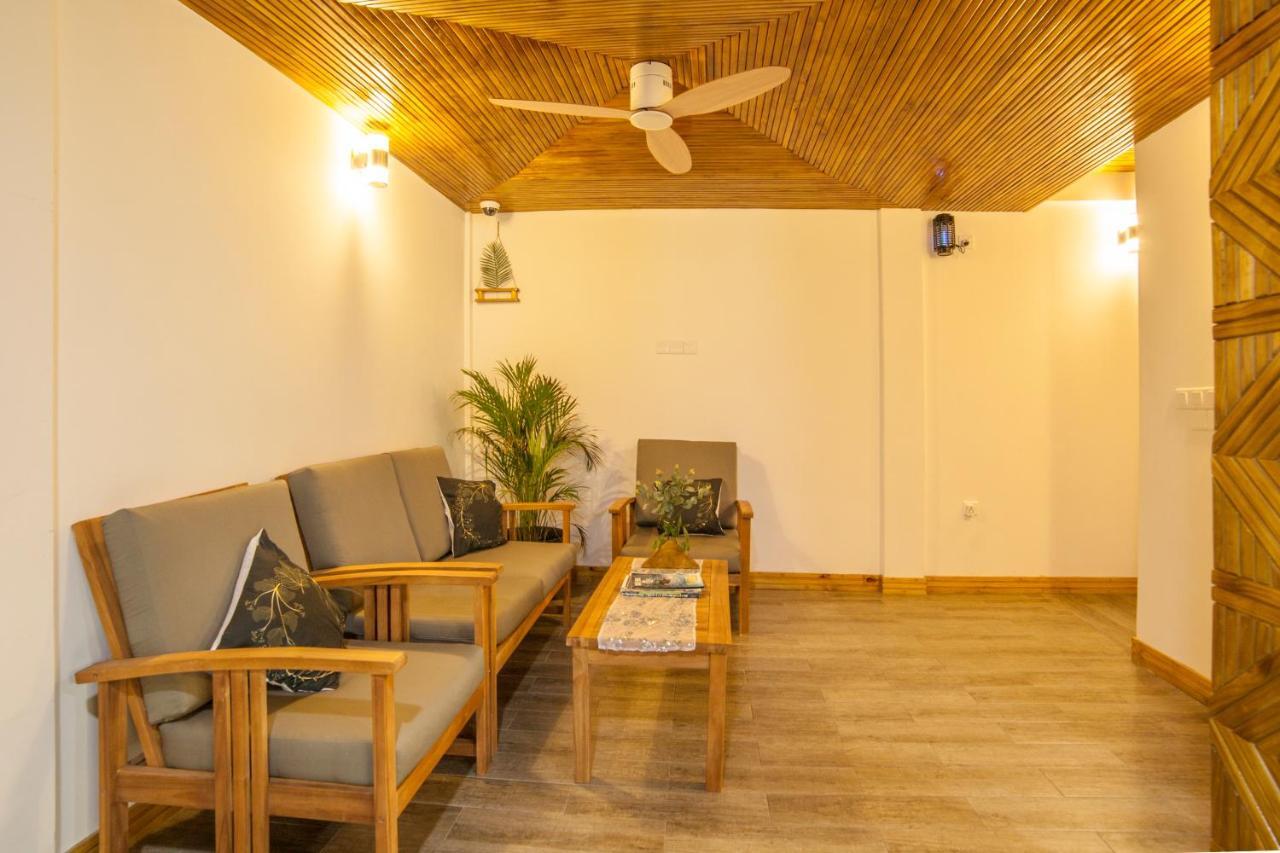 Perla Dhangethi Extérieur photo