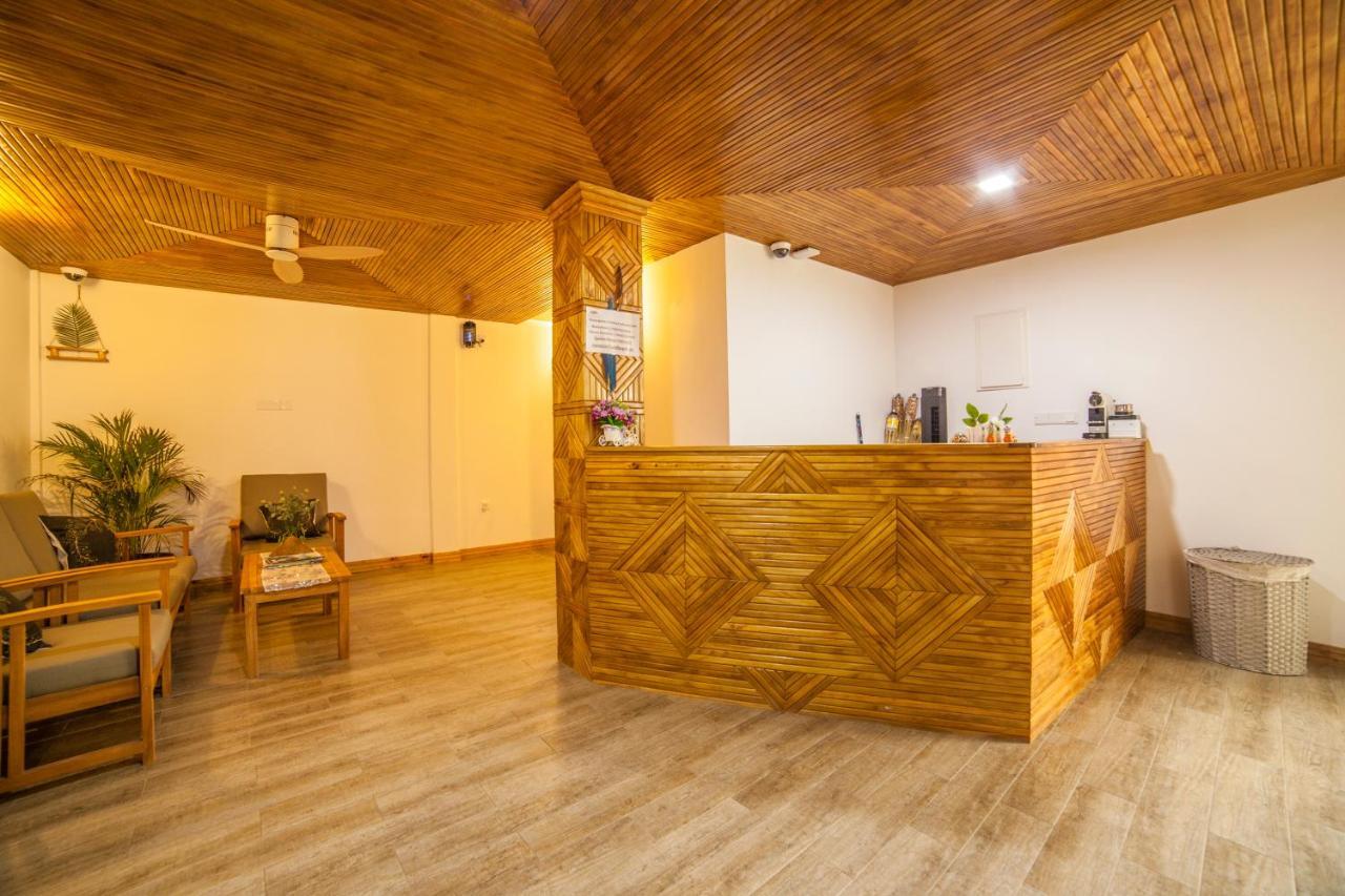 Perla Dhangethi Extérieur photo