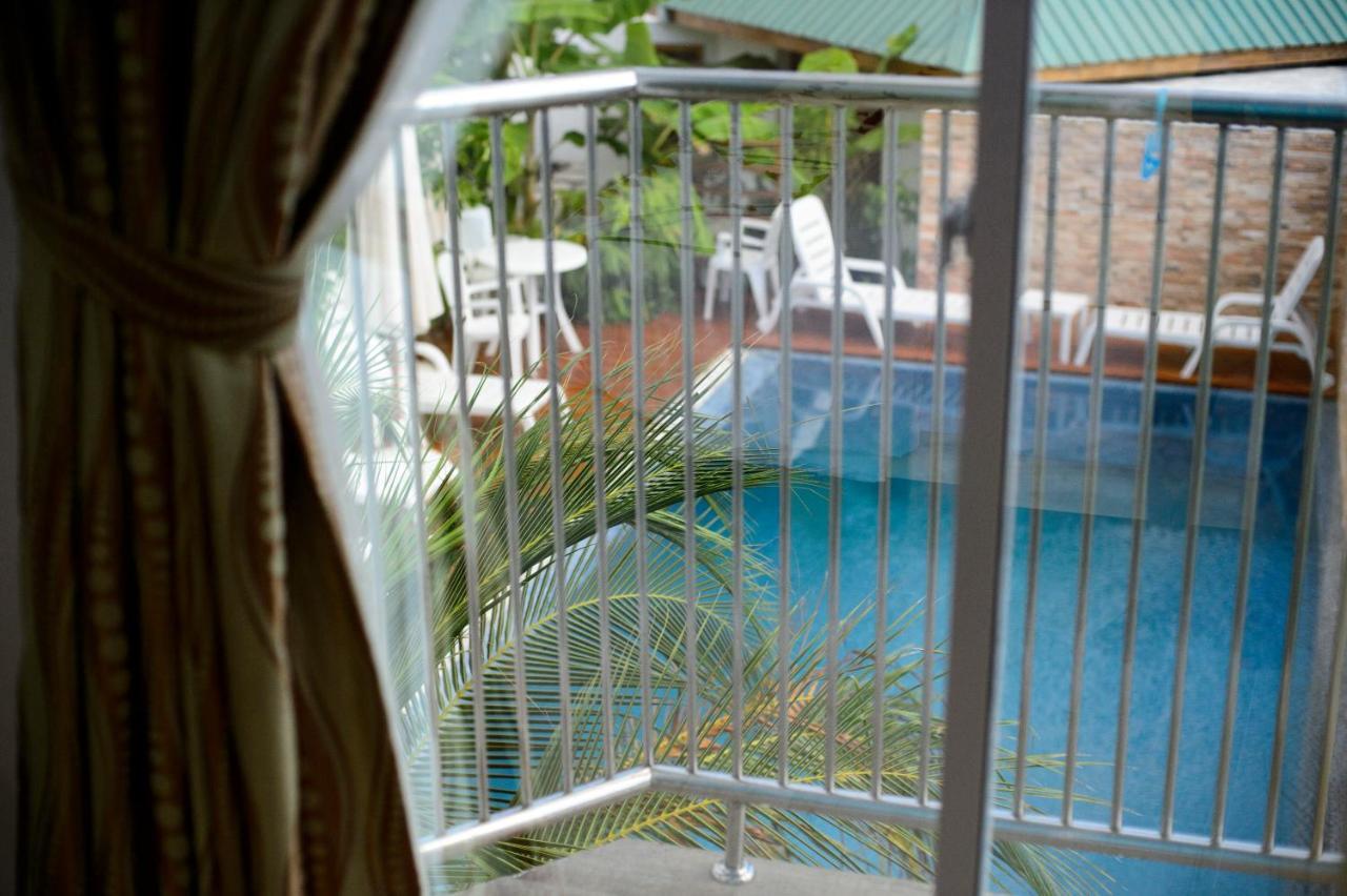 Perla Dhangethi Extérieur photo