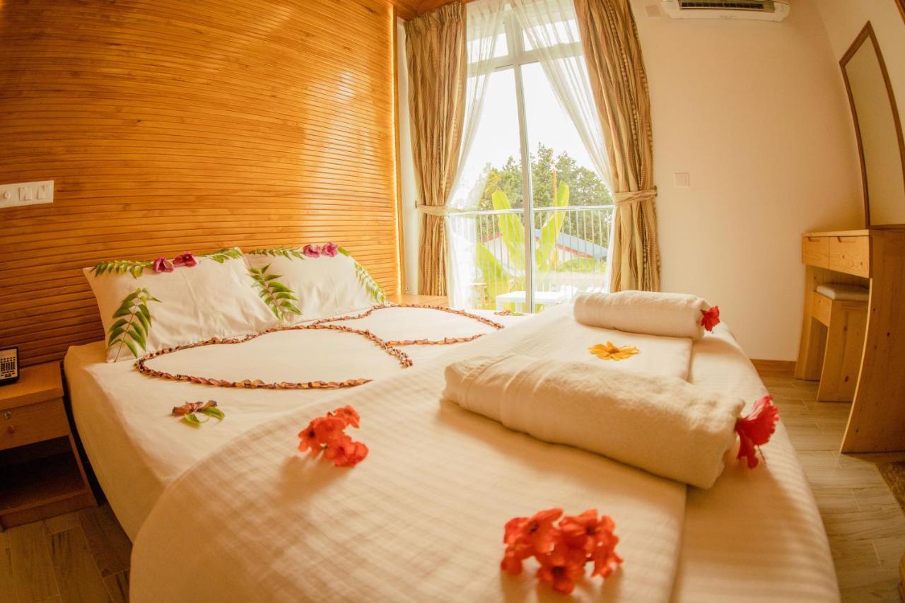 Perla Dhangethi Extérieur photo