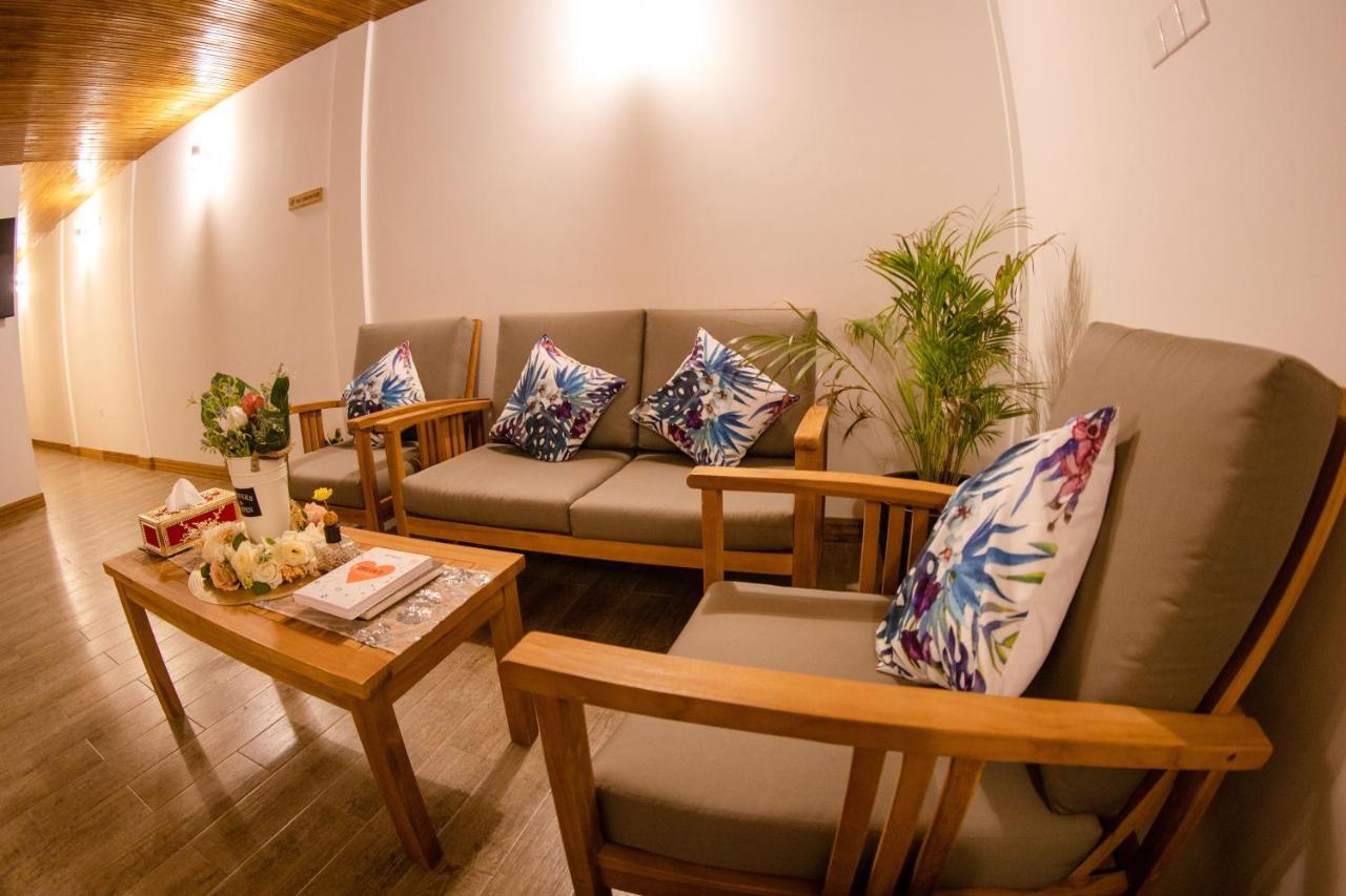 Perla Dhangethi Extérieur photo